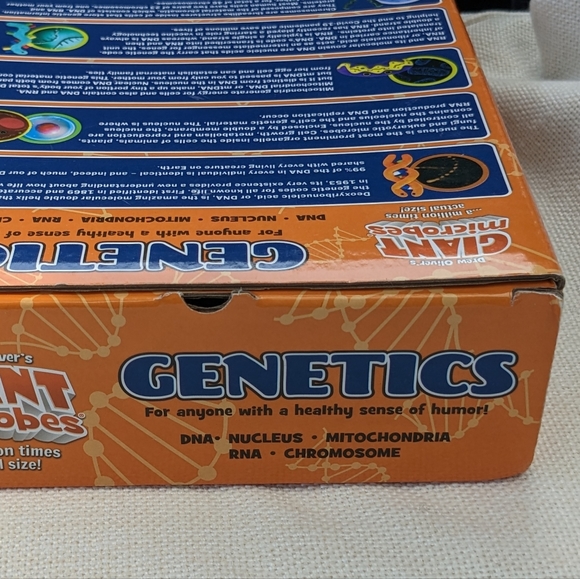 Giant microbes new inbox including DNA, nucleus, mitochondria, RNA and chromosom - Picture 3 of 7